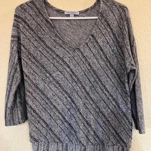 green envelope, size medium, gray/black